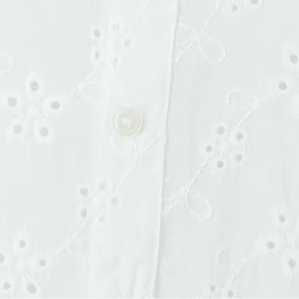 Elegant White Lace Chemise Dress Eyelet - Picture 4 of 6